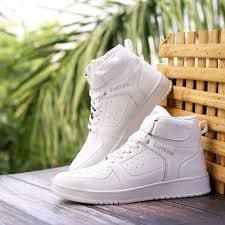 Shoe